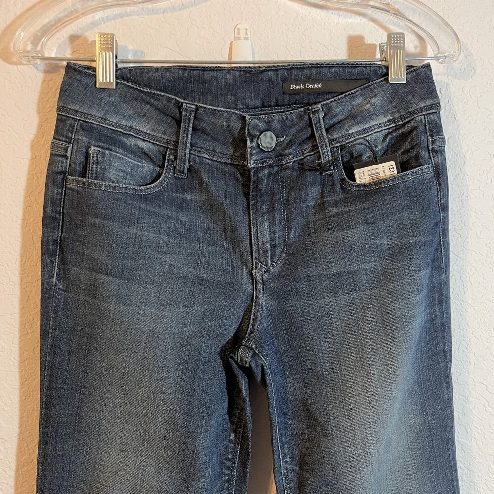 Black Orchid NWT Women's Dark Blue Cotton/Poly High Rise Flare Jeans, Size 26 - Picture 2 of 7